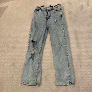 Light Wash. Classic blue jeans. Art Class